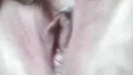 مادر در لباس آبی نشس ...