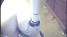 طاس, دانشجو در سوراخ ...