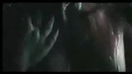 دختر مو قرمز می دهد  ...