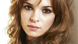 زیبا یک سوراخ بر روی ...